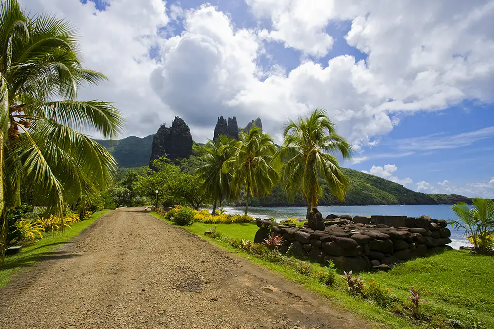 Village îles marquises